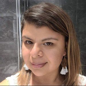 Meet your Posher, Fany